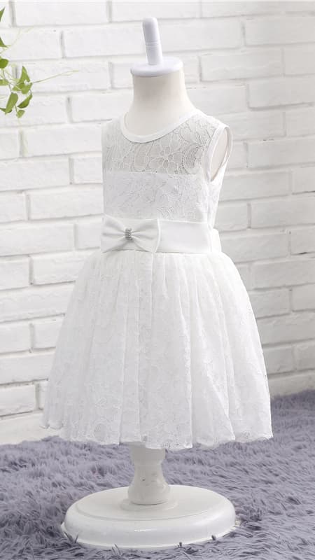 Minimalist A-line White Flower Girl Dresses Round Neck Lace Short Gown LFNGA005