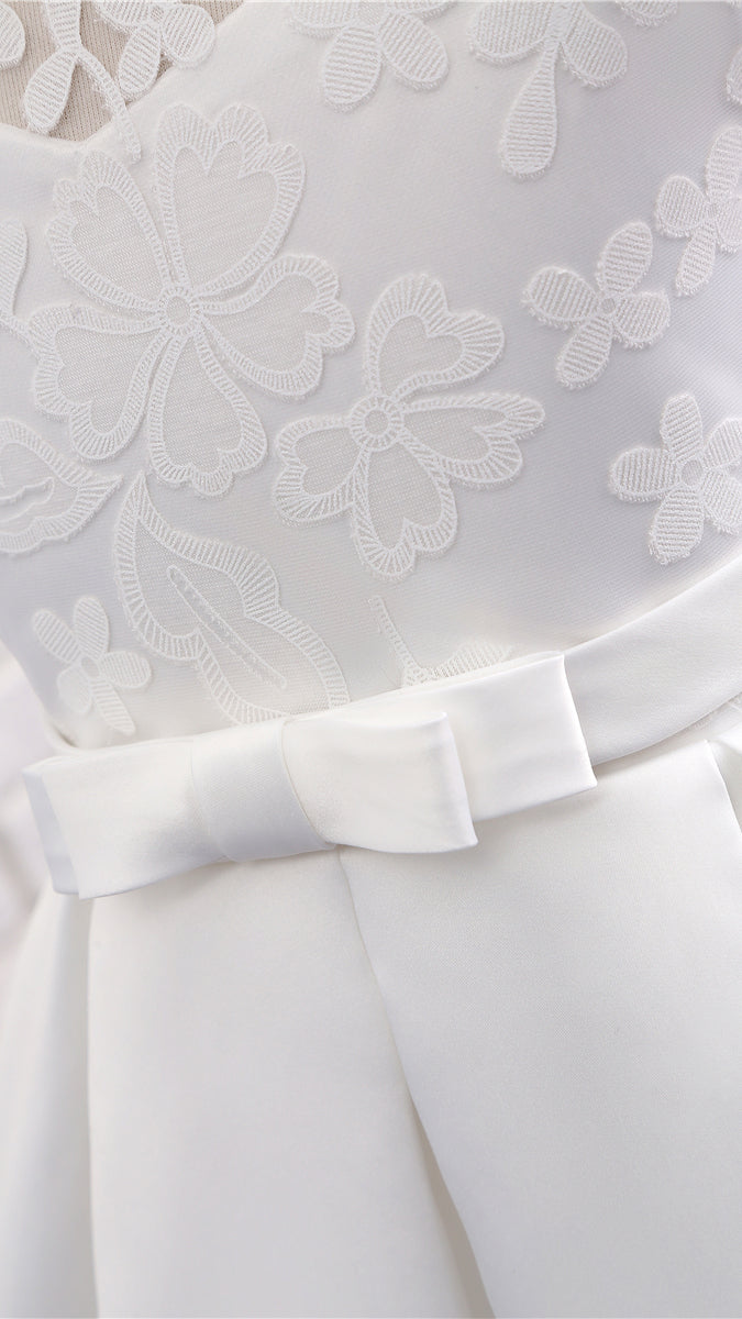 Sweet A-line White Flower Girl Dresses High Collar Lace & Satin Short Gown LFNGA008