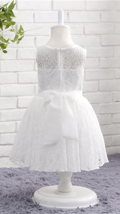 Minimalist A-line White Flower Girl Dresses Round Neck Lace Short Gown LFNGA005